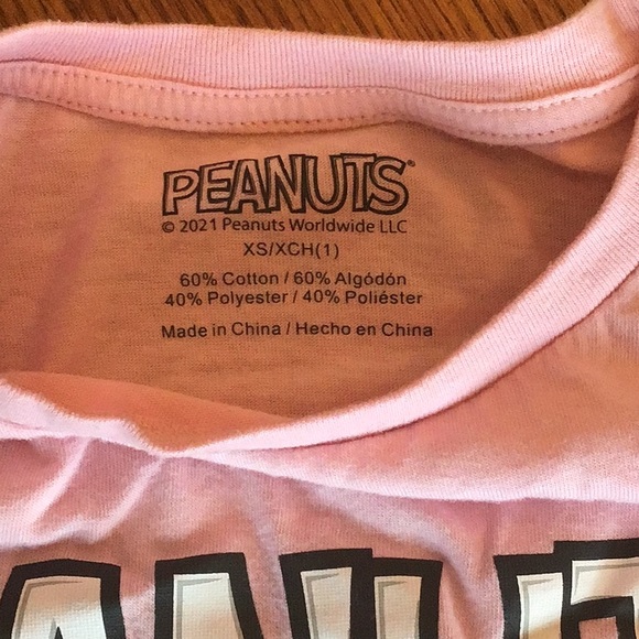 Peanuts Graphic Teashirt - Picture 2 of 2